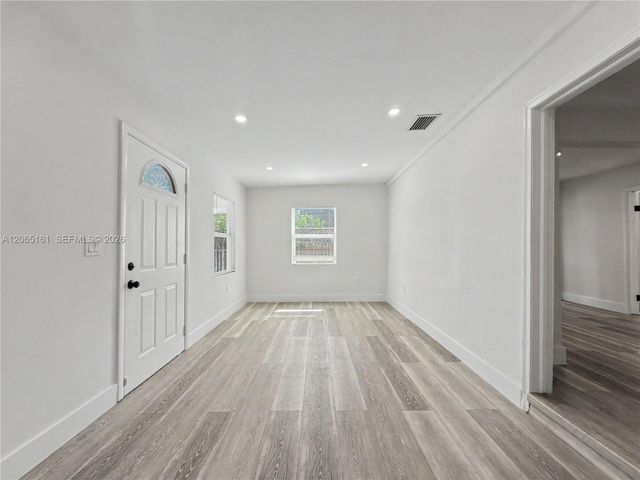228 NW 39th St 0, Miami, FL 33127