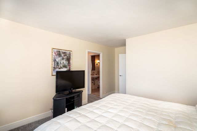 155 N Harbor Drive 1804, Chicago, IL 60601