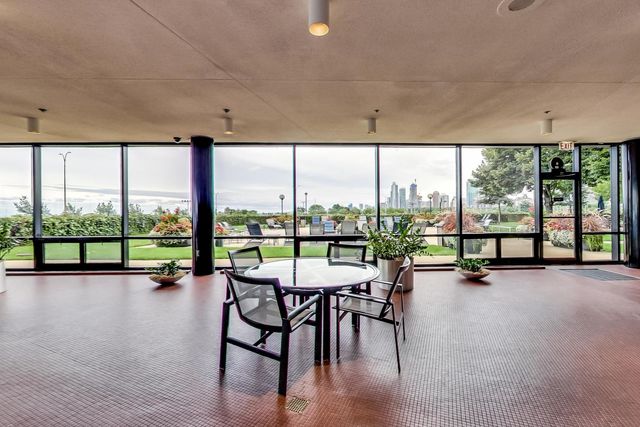 155 N Harbor Drive 1804, Chicago, IL 60601