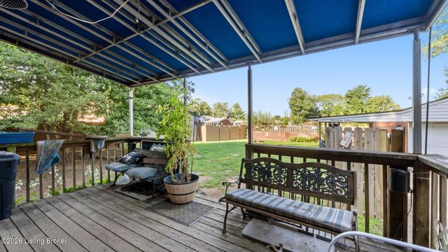 4912 Cedar Brook Ct, Louisville, KY 40219