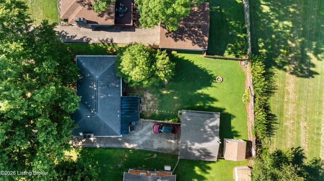 4912 Cedar Brook Ct, Louisville, KY 40219