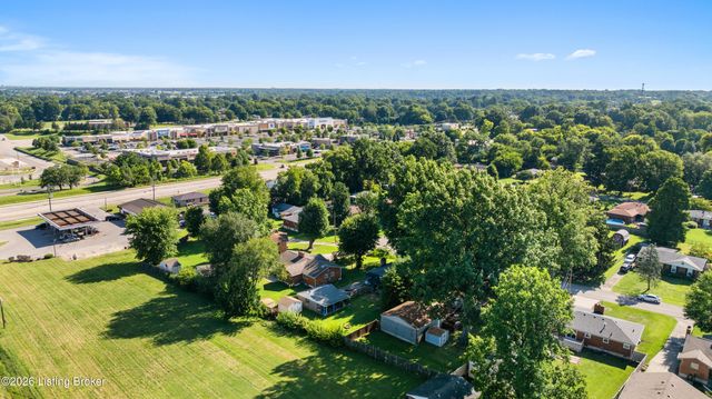4912 Cedar Brook Ct, Louisville, KY 40219