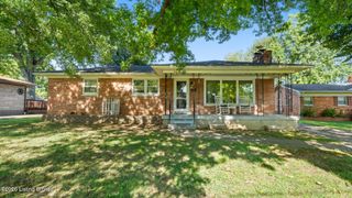 4912 Cedar Brook Ct, Louisville, KY 40219