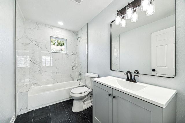 7846 Howton Street, Houston, TX 77028