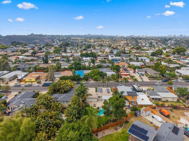 2665 Luna, San Diego, CA 92117