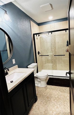 909 W Trace Drive, Polk City, IA 50226