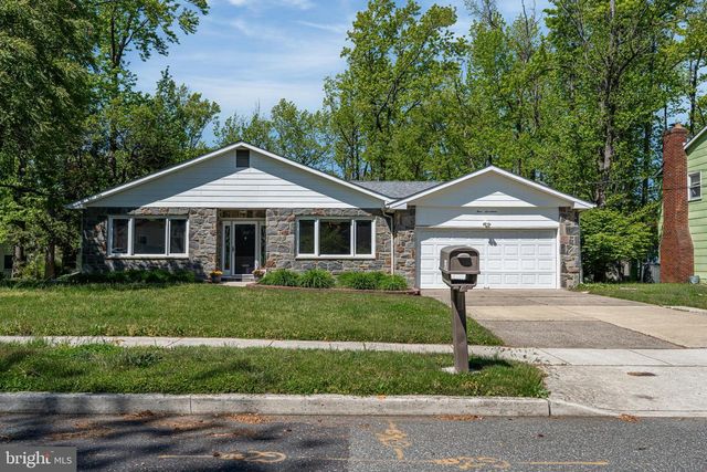 417 MONMOUTH DR, Cherry Hill, NJ 08002