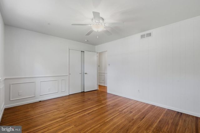 417 MONMOUTH DR, Cherry Hill, NJ 08002