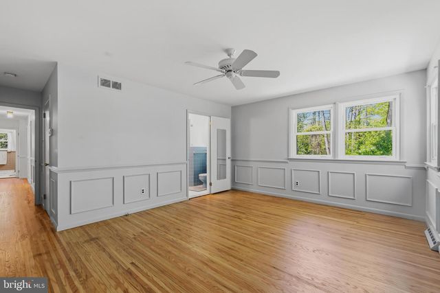 417 MONMOUTH DR, Cherry Hill, NJ 08002