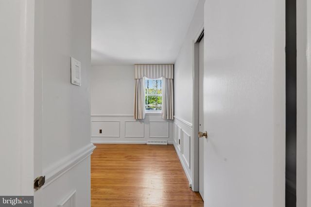 417 MONMOUTH DR, Cherry Hill, NJ 08002