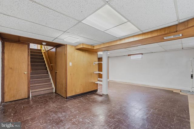 417 MONMOUTH DR, Cherry Hill, NJ 08002