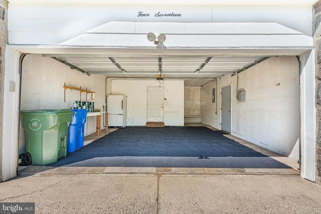 417 MONMOUTH DR, Cherry Hill, NJ 08002