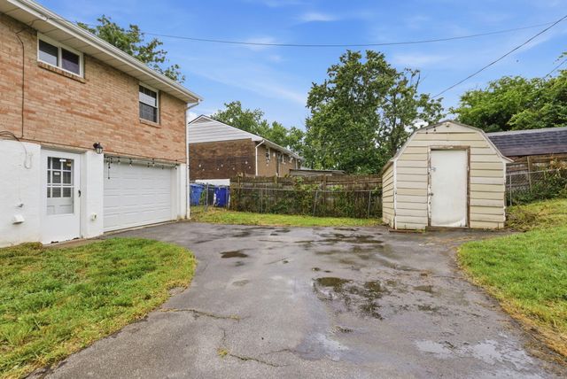 1429 Dale Drive, Lexington, KY 40517