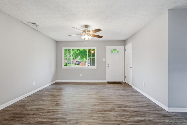 1429 Dale Drive, Lexington, KY 40517