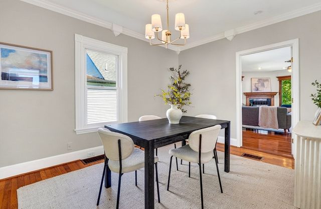 79 Baxter St, Melrose, MA 02176