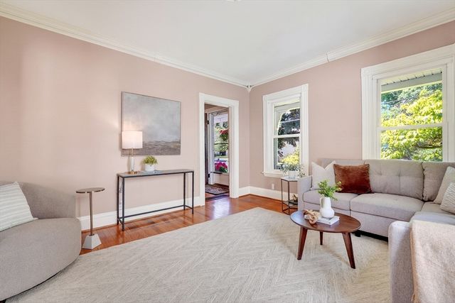 79 Baxter St, Melrose, MA 02176