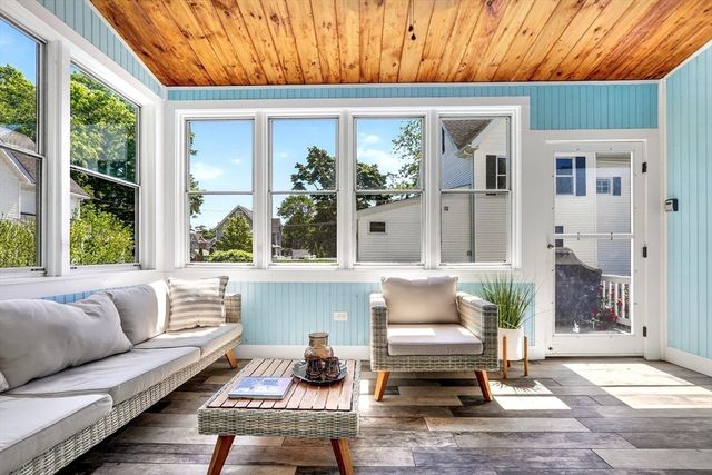 79 Baxter St, Melrose, MA 02176