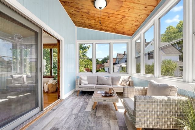 79 Baxter St, Melrose, MA 02176