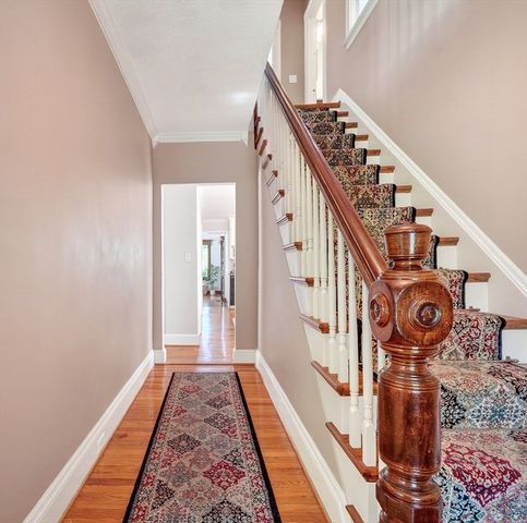 79 Baxter St, Melrose, MA 02176