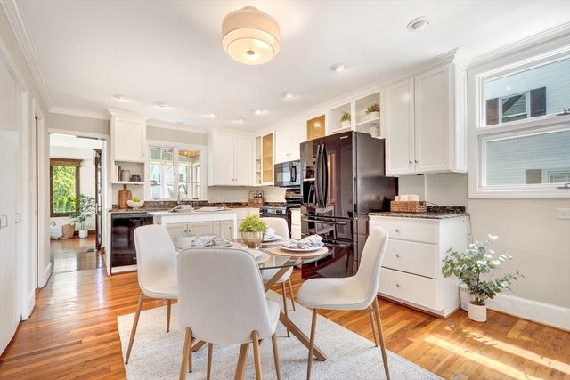 79 Baxter St, Melrose, MA 02176