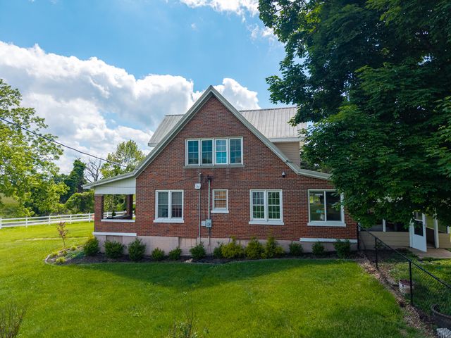 52 Wilson Loop, Science Hill, KY 42553