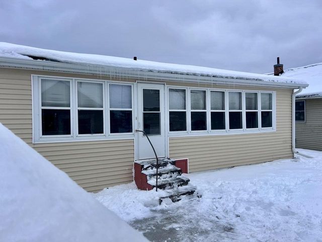 111 N Commercial Street, Viola, WI 54664