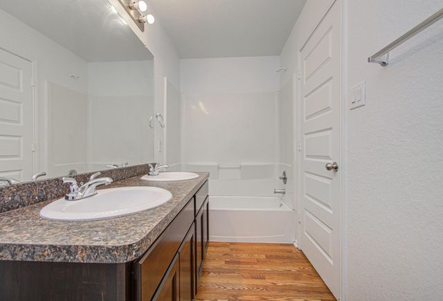 1634 Road 5102, Cleveland, TX 77327