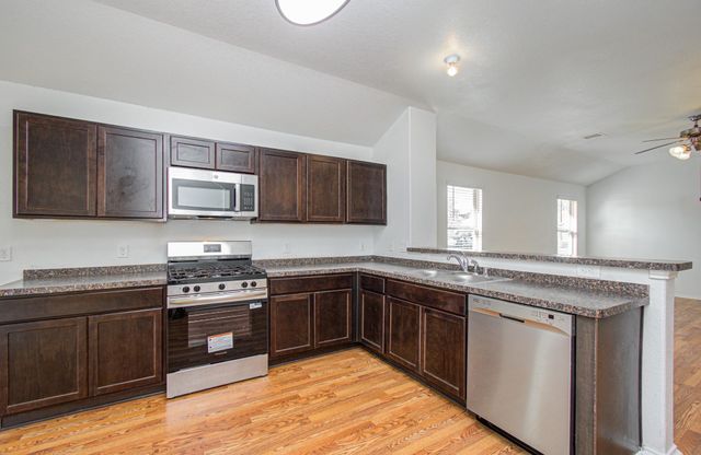 1634 Road 5102, Cleveland, TX 77327