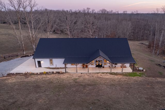 6005 Pilgrims Pass, Primm Springs, TN 38476