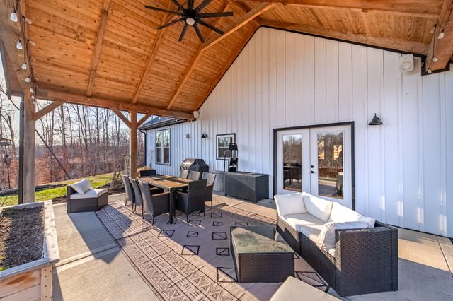 6005 Pilgrims Pass, Primm Springs, TN 38476