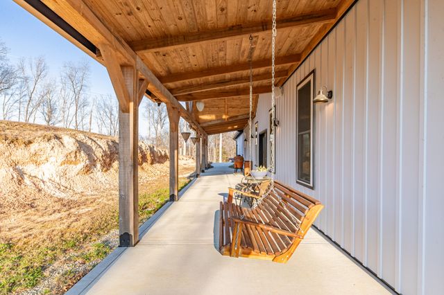 6005 Pilgrims Pass, Primm Springs, TN 38476