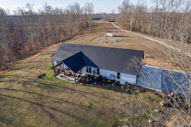 6005 Pilgrims Pass, Primm Springs, TN 38476