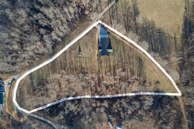 6005 Pilgrims Pass, Primm Springs, TN 38476