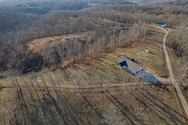 6005 Pilgrims Pass, Primm Springs, TN 38476