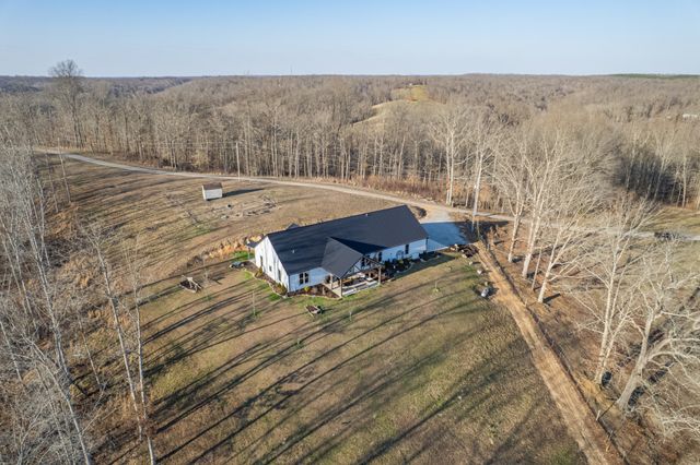 6005 Pilgrims Pass, Primm Springs, TN 38476