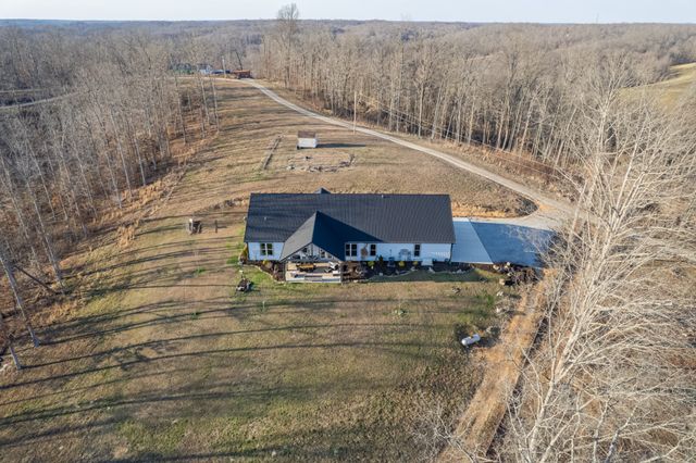 6005 Pilgrims Pass, Primm Springs, TN 38476