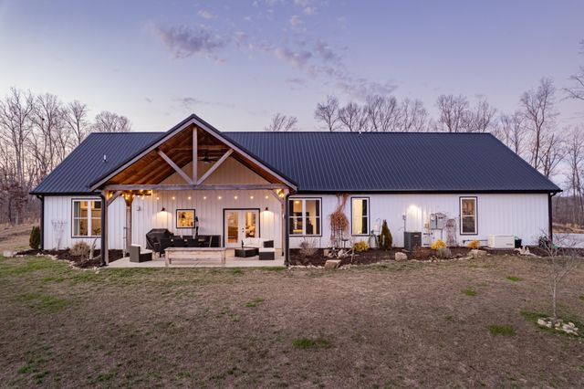 6005 Pilgrims Pass, Primm Springs, TN 38476