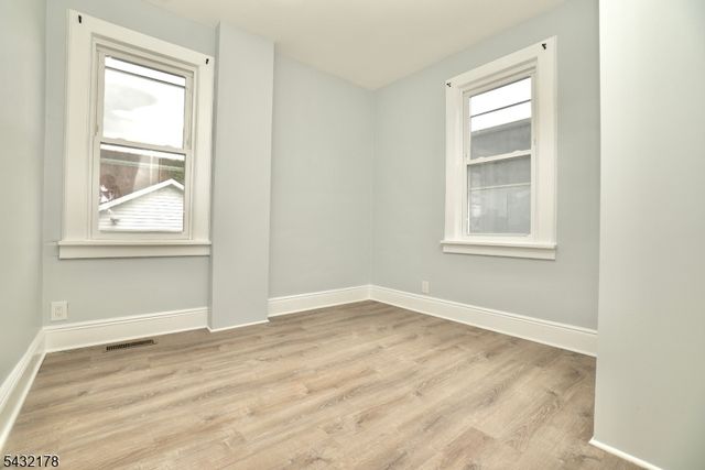 58 Sidney St, Lodi Boro, NJ 07644