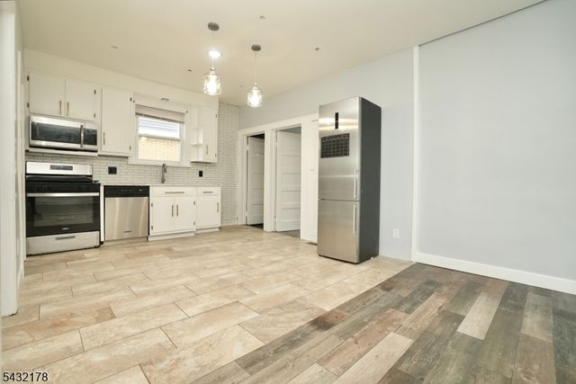 58 Sidney St, Lodi Boro, NJ 07644