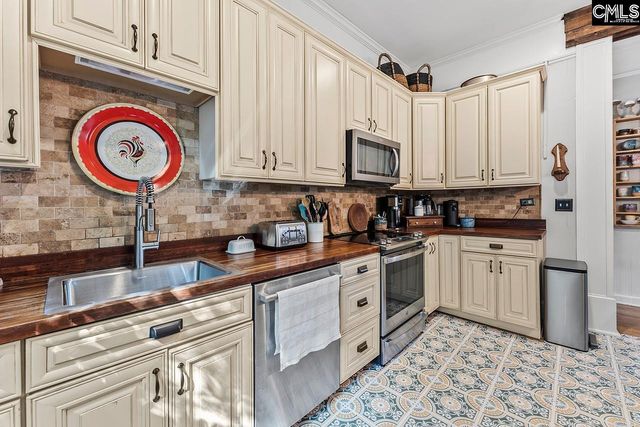 2909 Columbia Avenue, Columbia, SC 29201