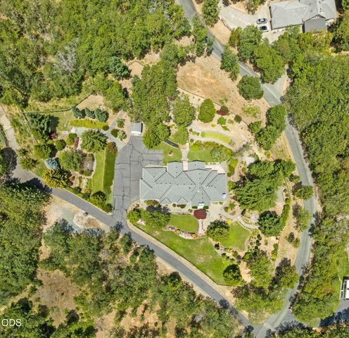 764 Jess Way, Grants Pass, OR 97526