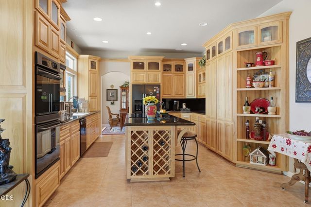 764 Jess Way, Grants Pass, OR 97526