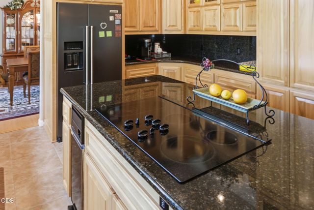764 Jess Way, Grants Pass, OR 97526