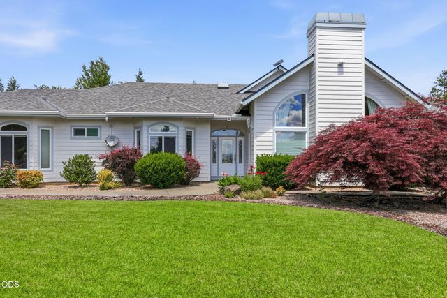 764 Jess Way, Grants Pass, OR 97526