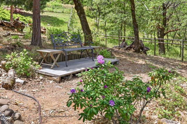 764 Jess Way, Grants Pass, OR 97526
