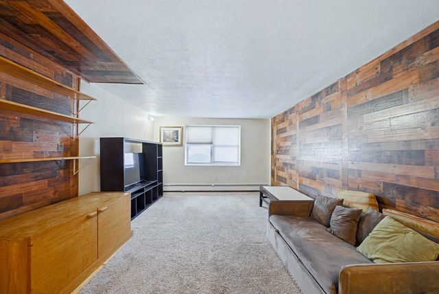 31 Montvale Ave 2, Woburn, MA 01801