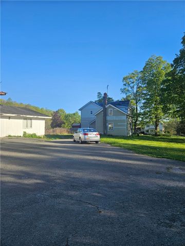 2351 Lyon Road, Palmyra, NY 14522