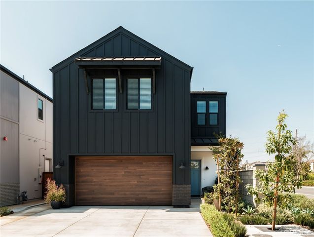 18009 Hazel Court, Fountain Valley, CA 92708