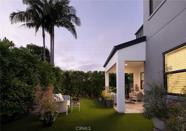 18009 Hazel Court, Fountain Valley, CA 92708