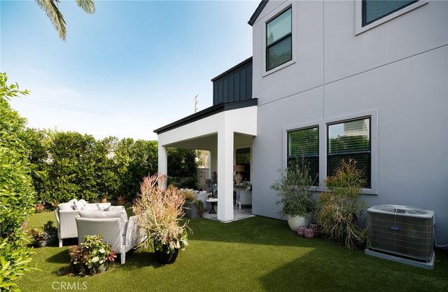 18009 Hazel Court, Fountain Valley, CA 92708